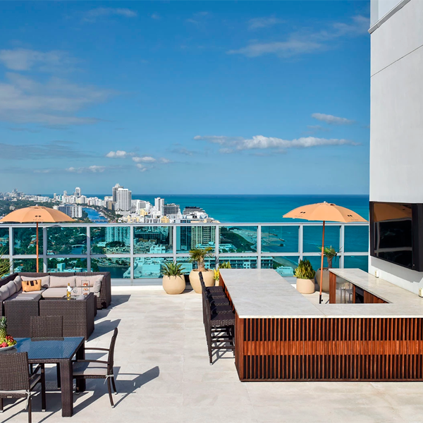 Diamond Hotel Suite - Image 4