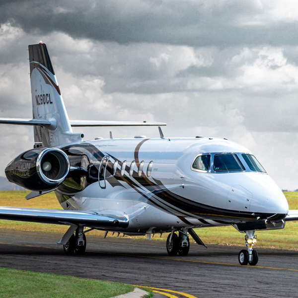 Up to 2,000 mi (Seats: Up to 12) - Image 7