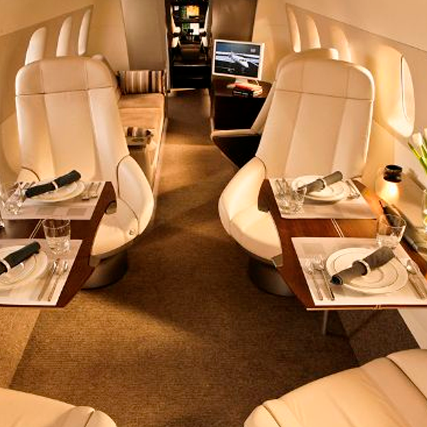 Up to 2,000 mi (Seats: Up to 12) - Image 5