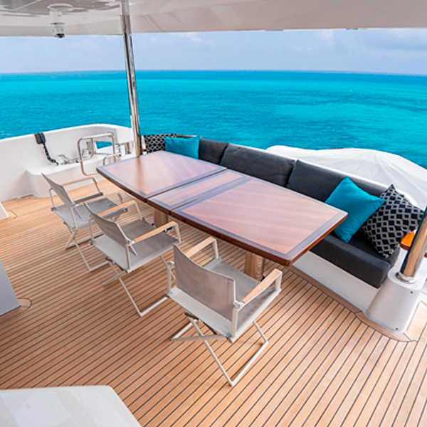 Hatteras 90 Motor Yacht or Similar - Image 3
