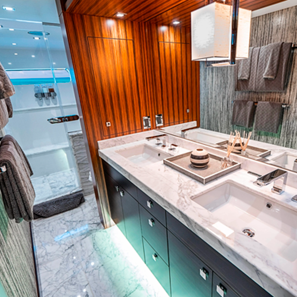 Hatteras 90 Motor Yacht or Similar - Image 9