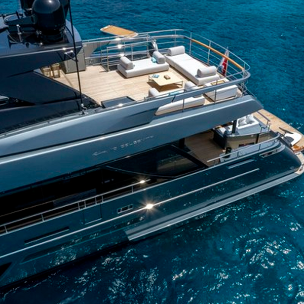 Riva 110' Dolcevita or Similar - Image 3