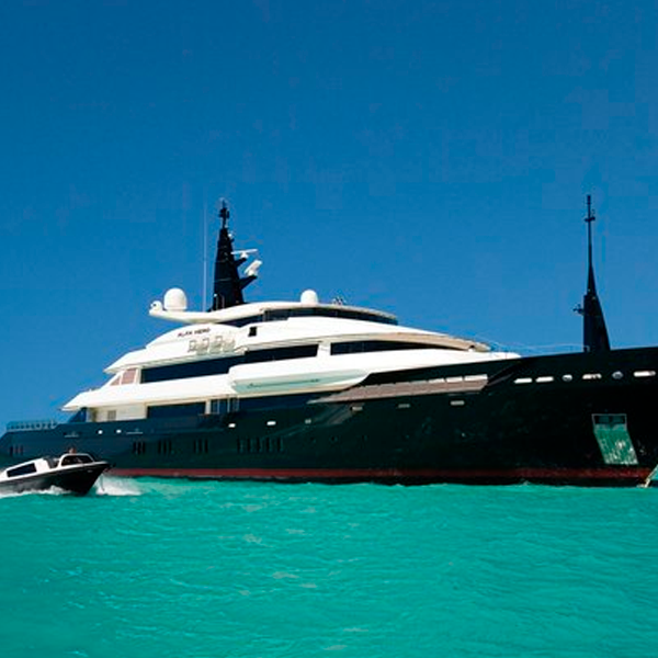 Oceanco Alfa Nero or Similar