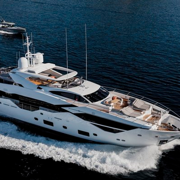 Sunseeker 116 Yacht or Similar